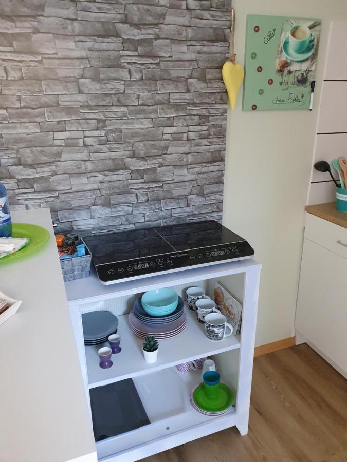 Apartment Happy